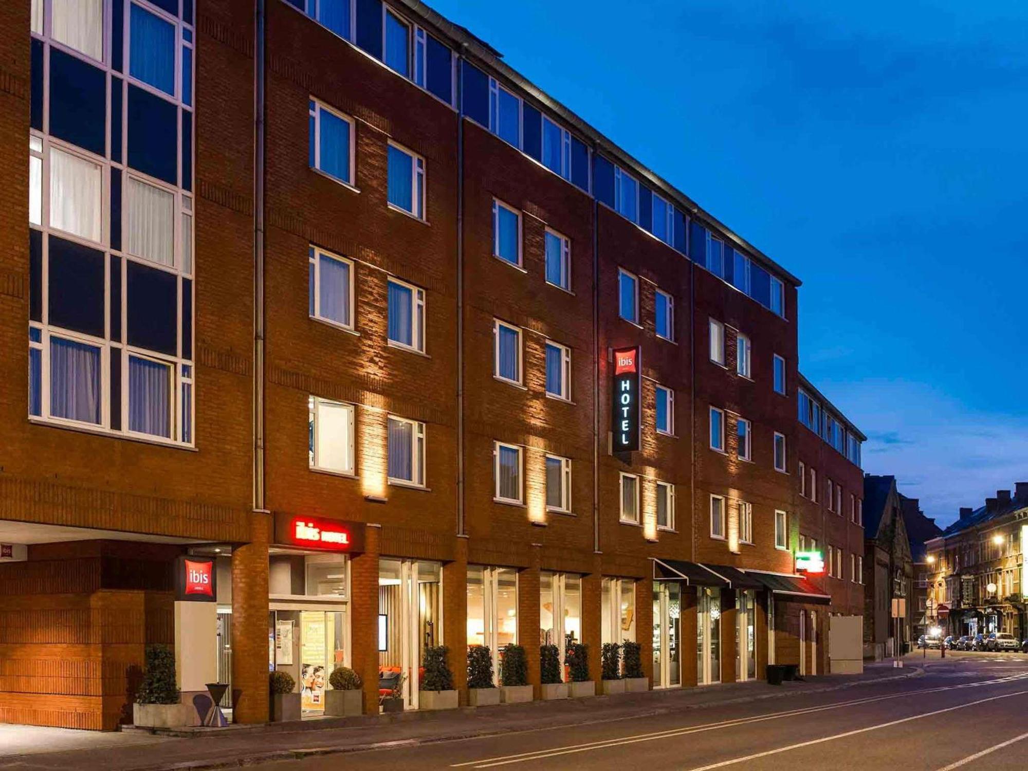Ibis Namur Centre Exterior foto