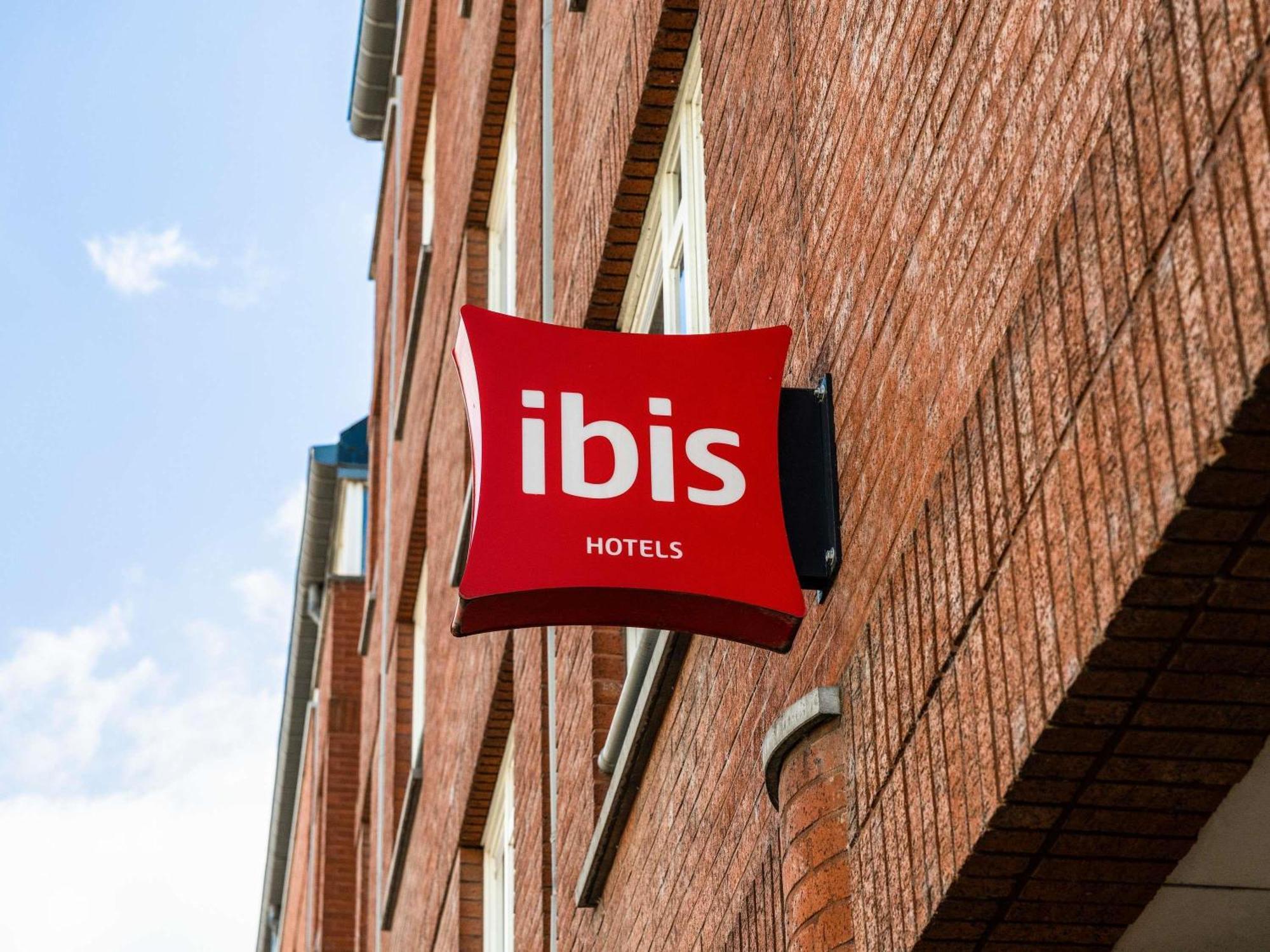 Ibis Namur Centre Exterior foto